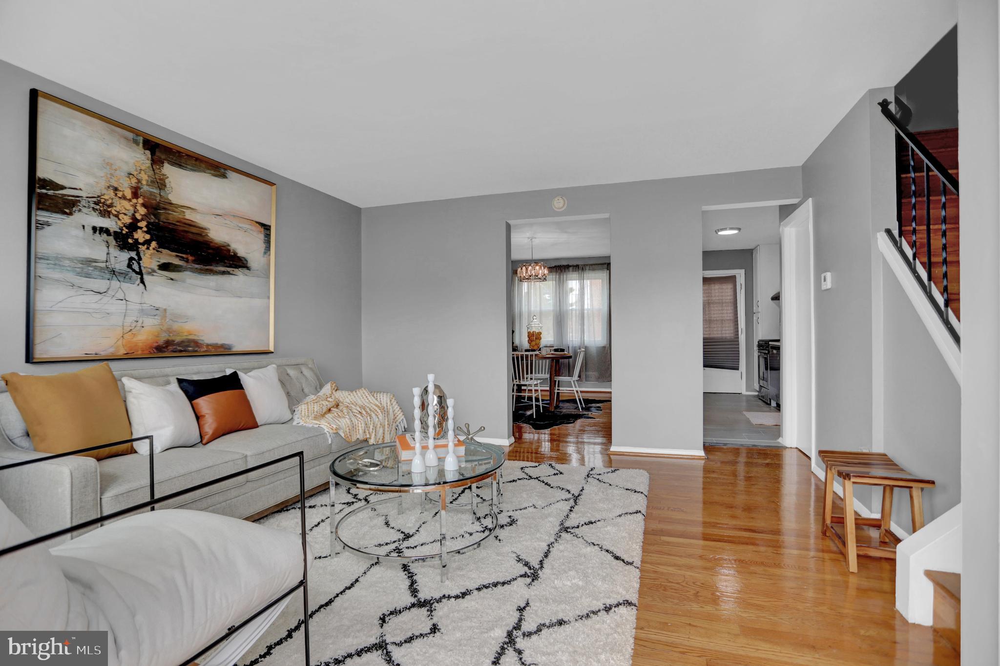 4202 Labyrinth Road Baltimore, MD 21215 - Photo 2 of 25 Large First Floor