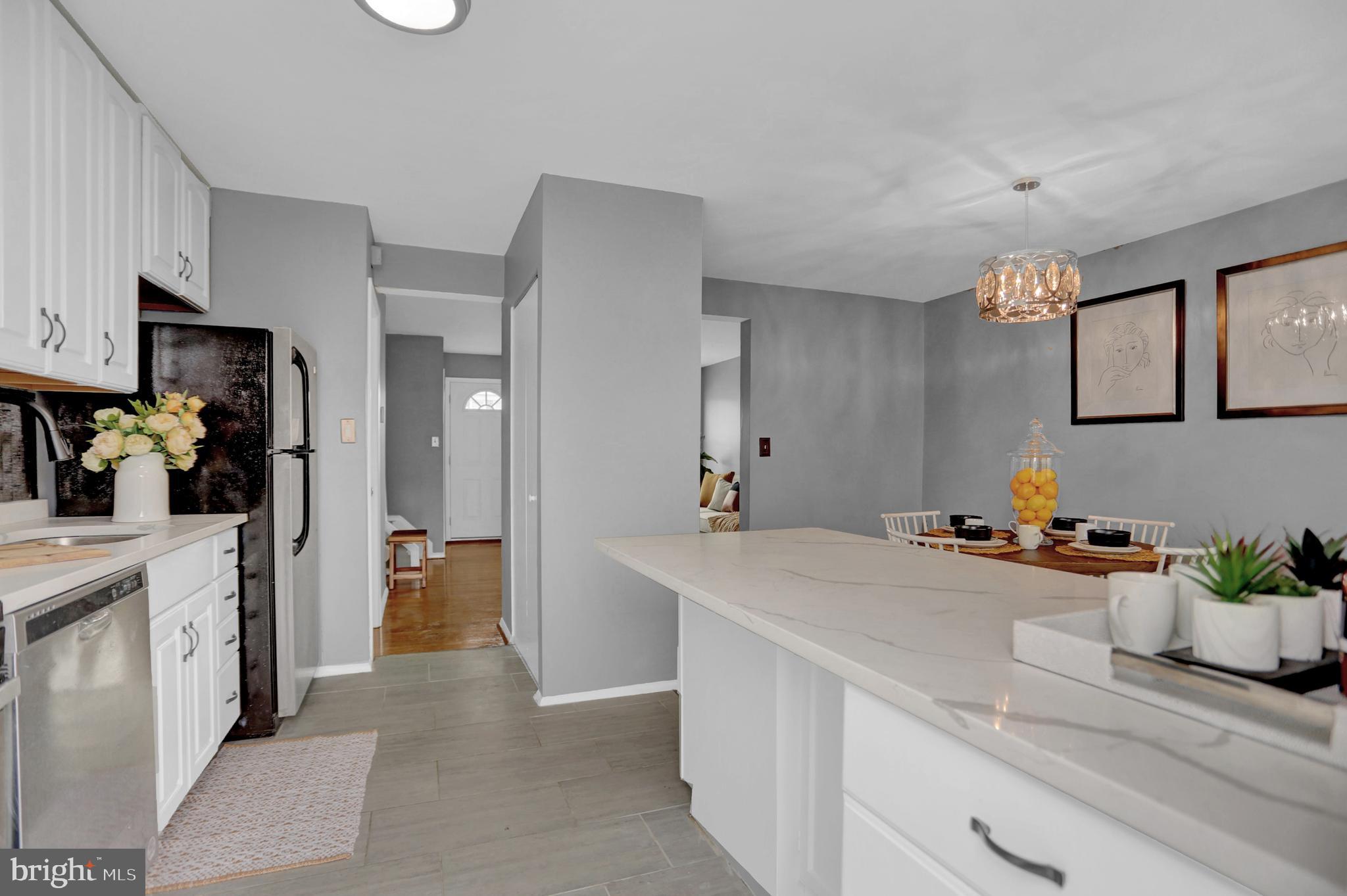 4202 Labyrinth Road Baltimore, MD 21215 - Photo 9 of 25 Kitchen