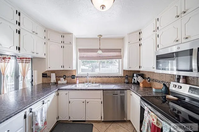 $399,000 | 703 Aspen Avenue, Shelley, ID 83274