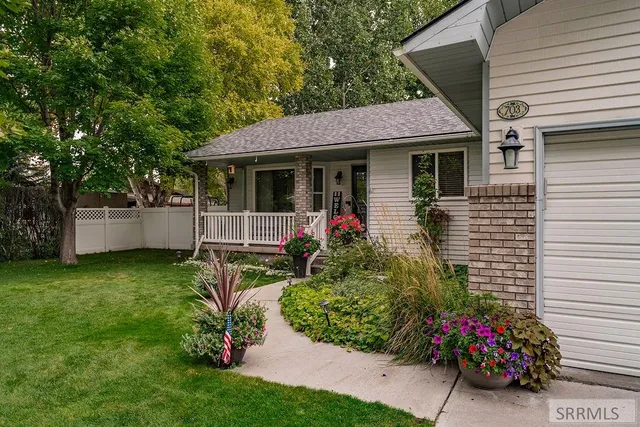 $399,000 | 703 Aspen Avenue, Shelley, ID 83274