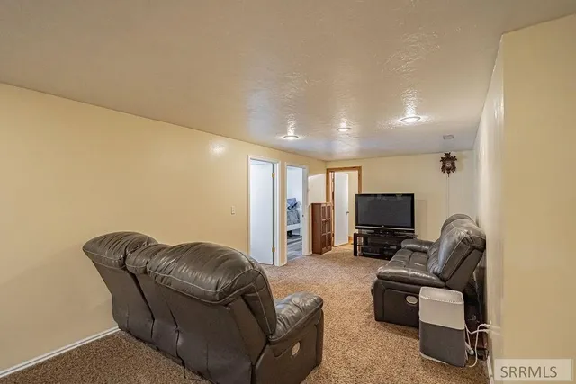 $399,000 | 703 Aspen Avenue, Shelley, ID 83274