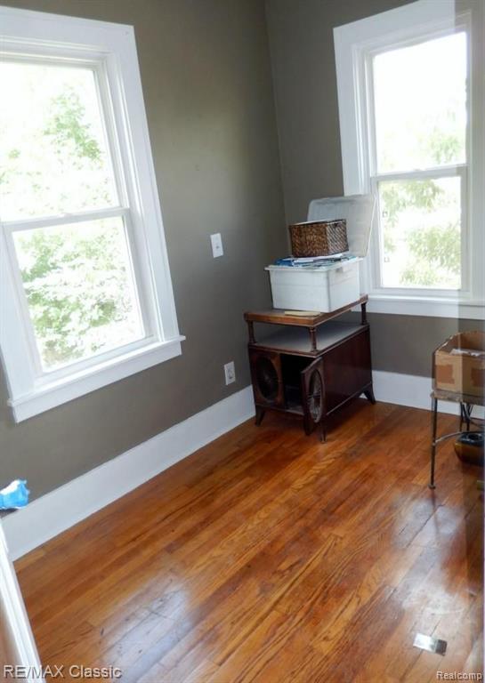 16 Oriole Road Pontiac, MI 48341 - Photo 13 of 24 Gallery Image 13