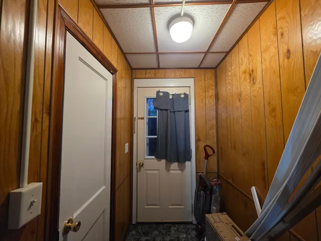 $245,000 | 145 Milwaukee Avenue Southwest, Hutchinson, MN 55350