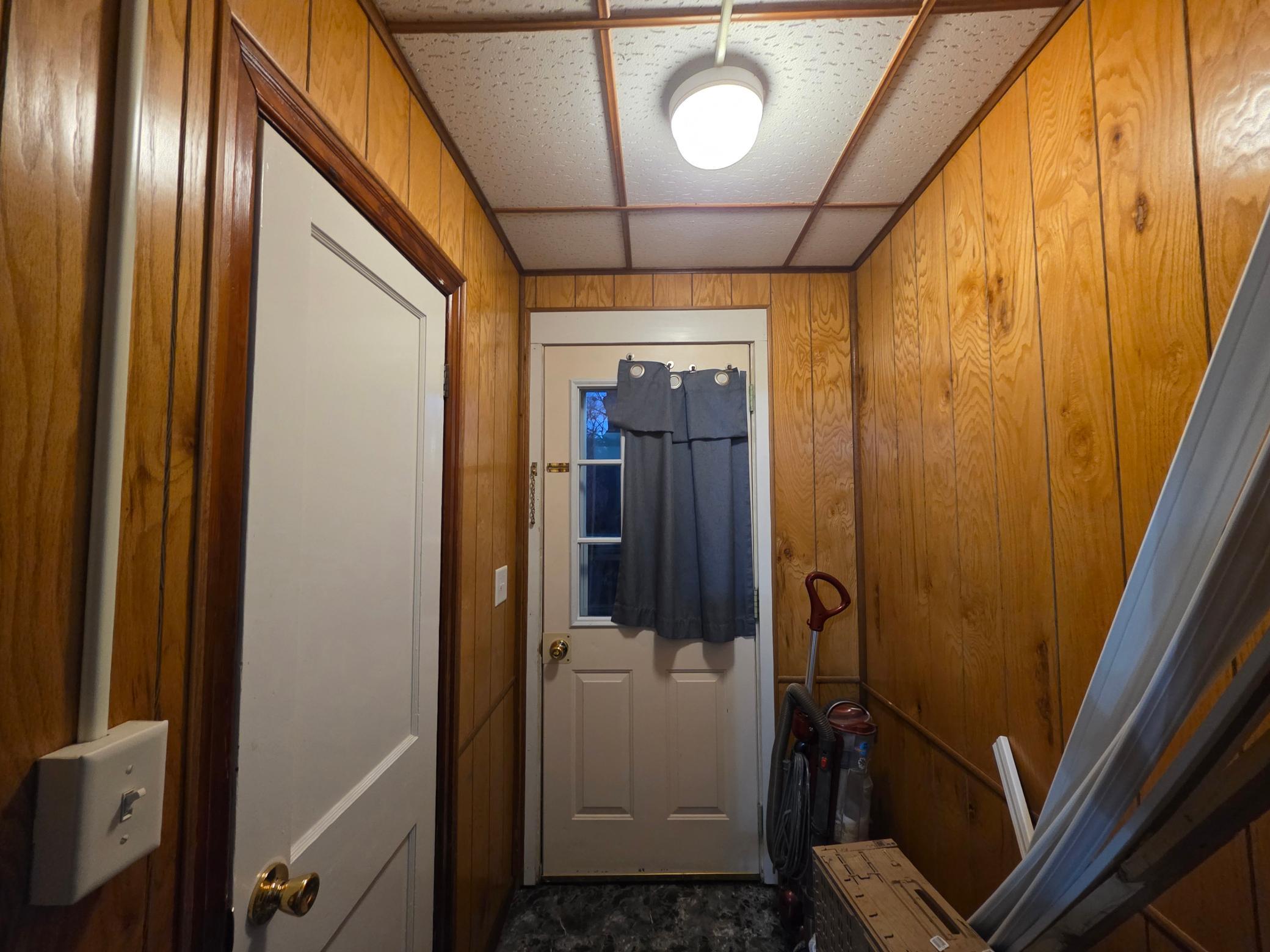 145 Milwaukee Avenue Southwest Hutchinson, MN 55350 - Photo 9 of 23