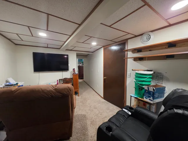 $245,000 | 145 Milwaukee Avenue Southwest, Hutchinson, MN 55350