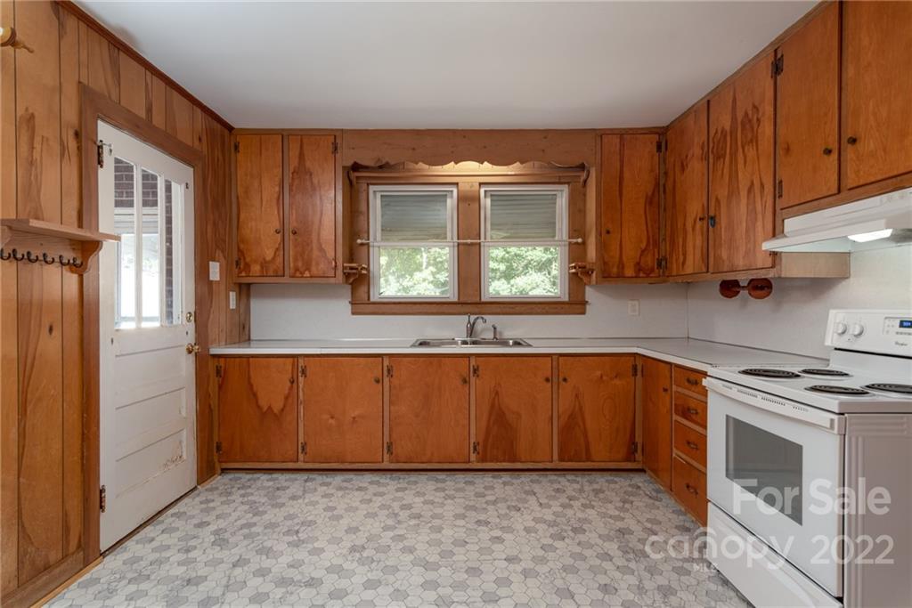 504 Delview Road Cherryville, NC 28021 - Photo 11 of 29 Gallery Image 11