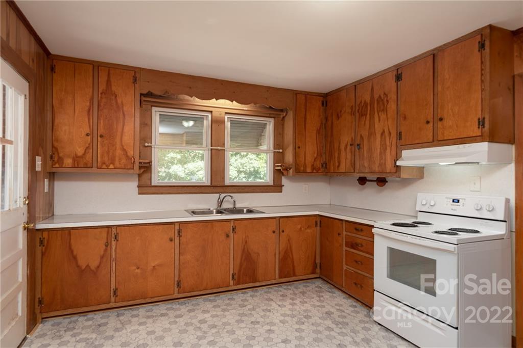504 Delview Road Cherryville, NC 28021 - Photo 12 of 29 Gallery Image 12