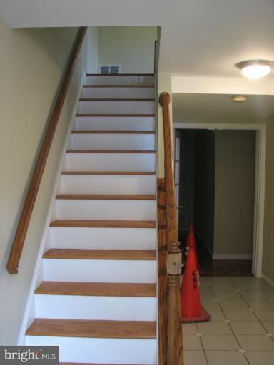 2212 Wimbledon Circle Silver Spring, MD 20906 - Photo 1 of 16 Interior (General)