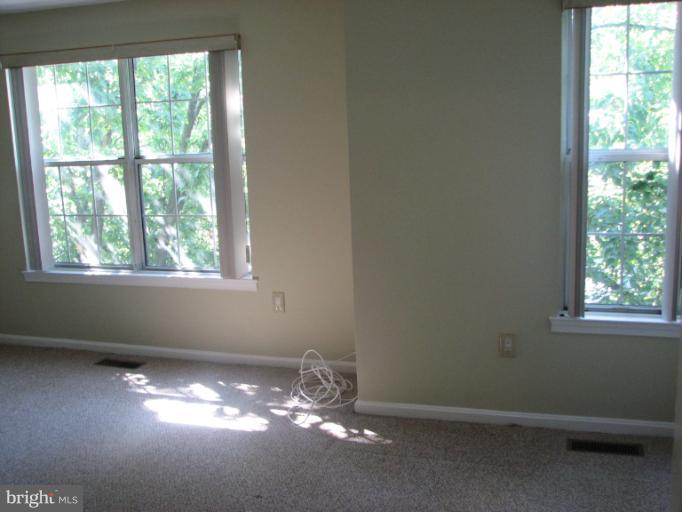 2212 Wimbledon Circle Silver Spring, MD 20906 - Photo 11 of 16 Interior (General)