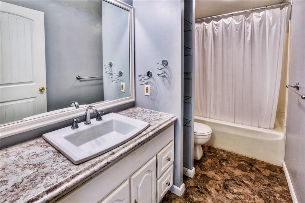 2074 Powell Road Cranberry Township, PA 16066 - Photo 15 of 23 Gallery Image 15