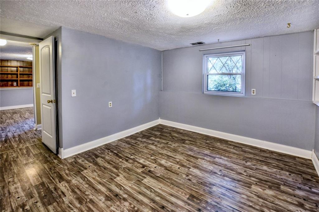 2074 Powell Road Cranberry Township, PA 16066 - Photo 10 of 23 Gallery Image 10