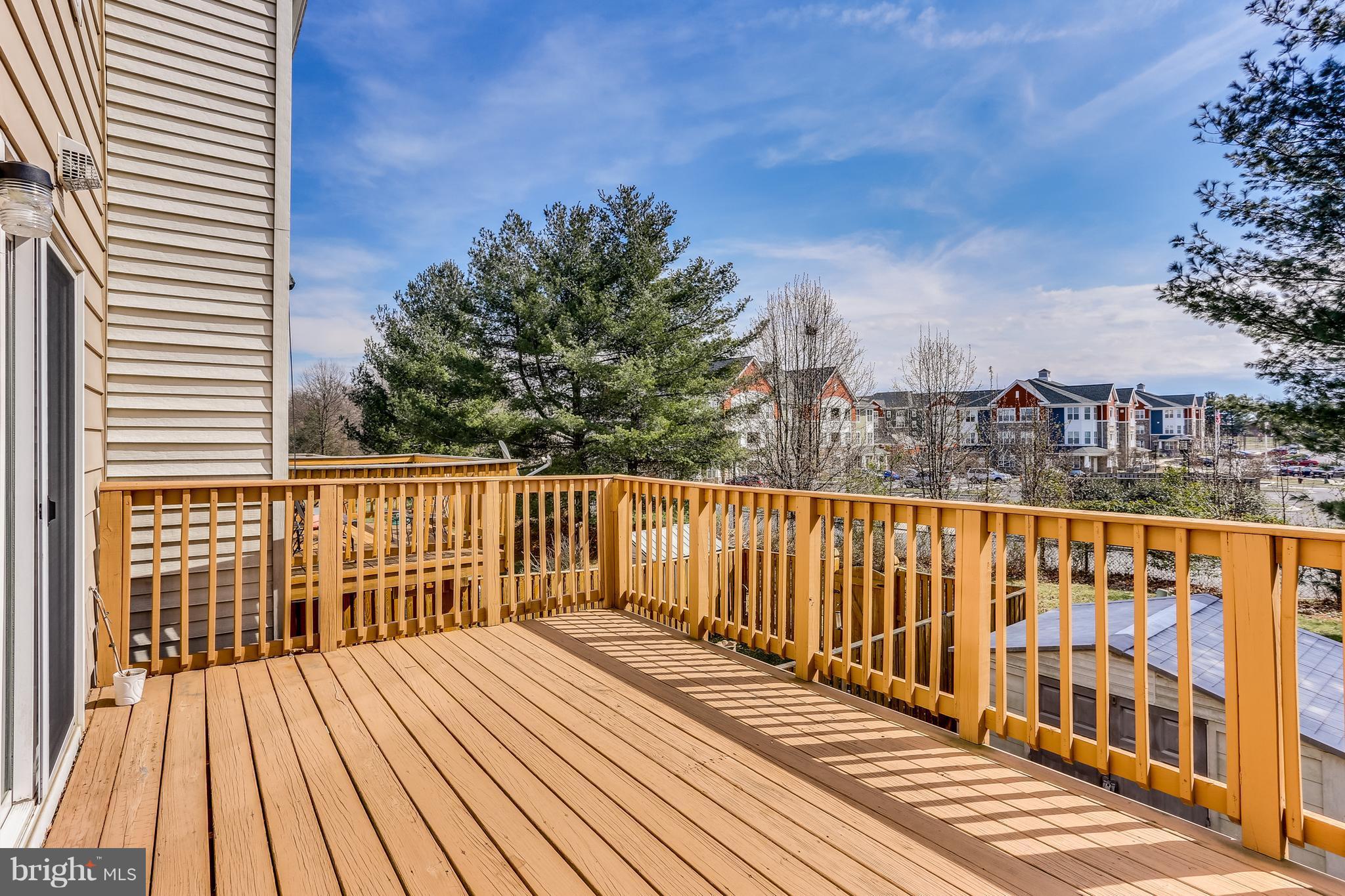 7204 Procopio Circle Columbia, MD 21046 - Photo 27 of 30 a view of wooden balcony with outdoor space