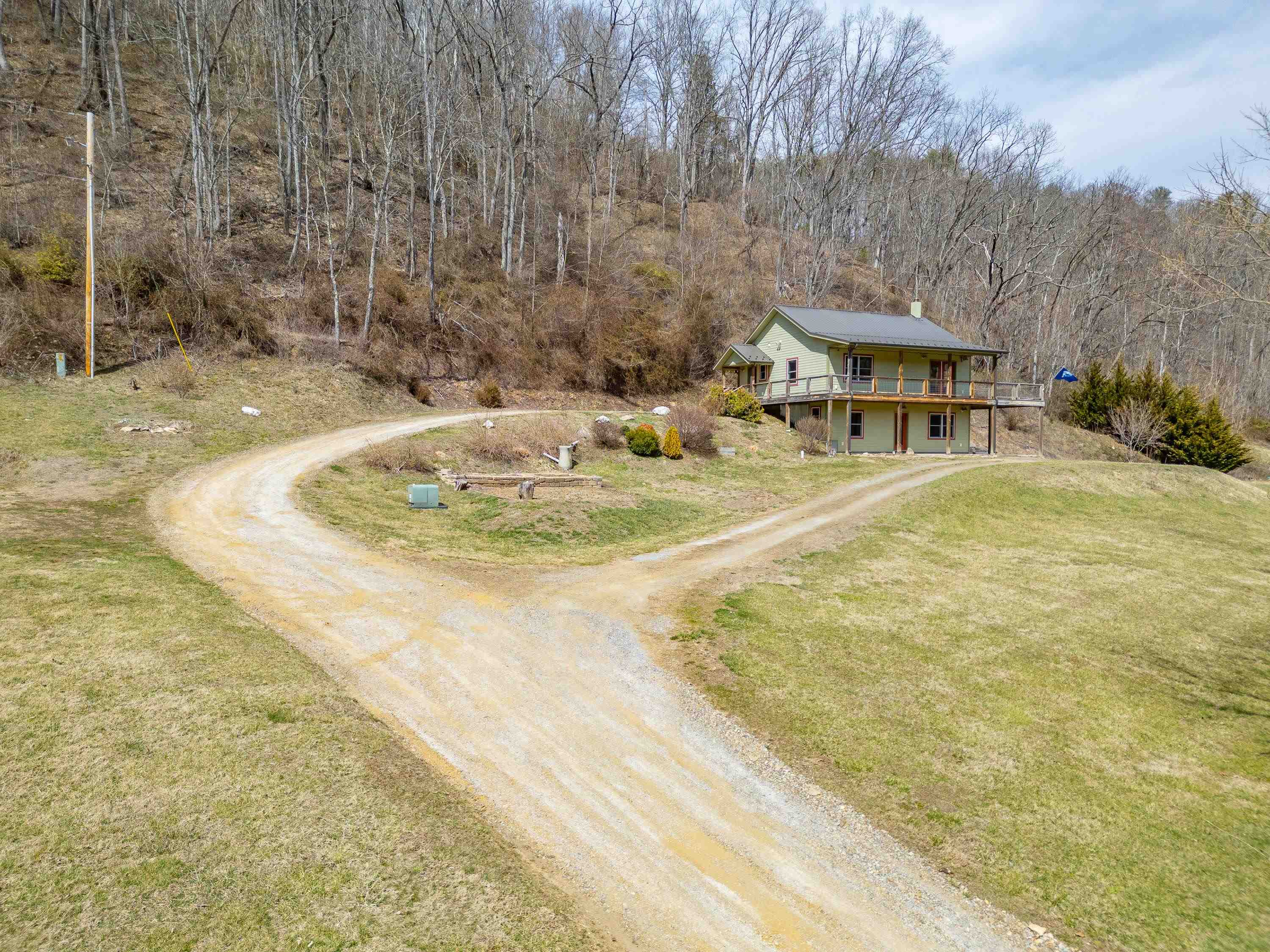 2389 Thunderstruck Road Northeast Floyd, VA 24091 - Photo 74 of 86 Gallery Image 74