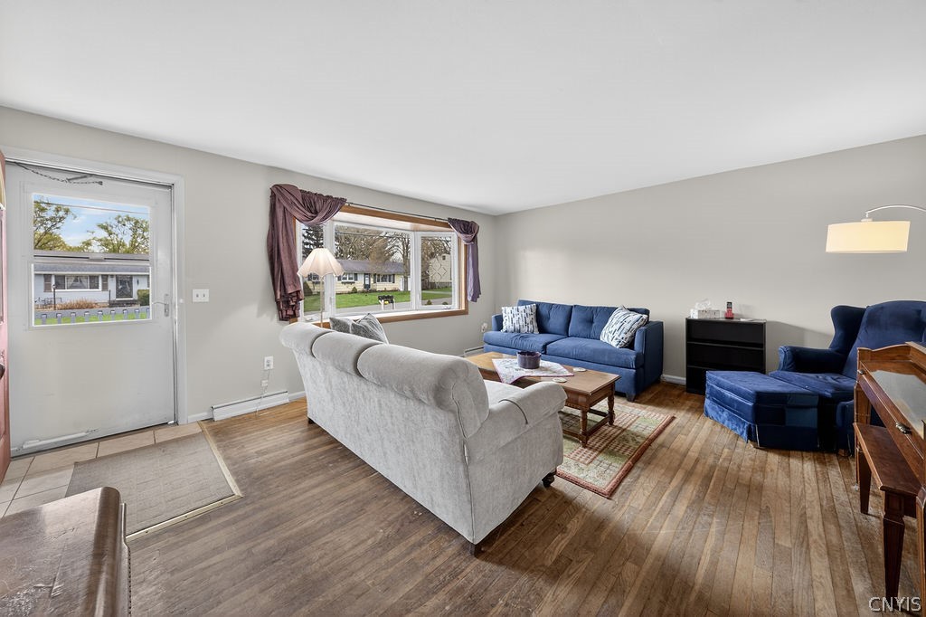 8 Mercer Street Lysander, NY 13027 - Photo 6 of 31