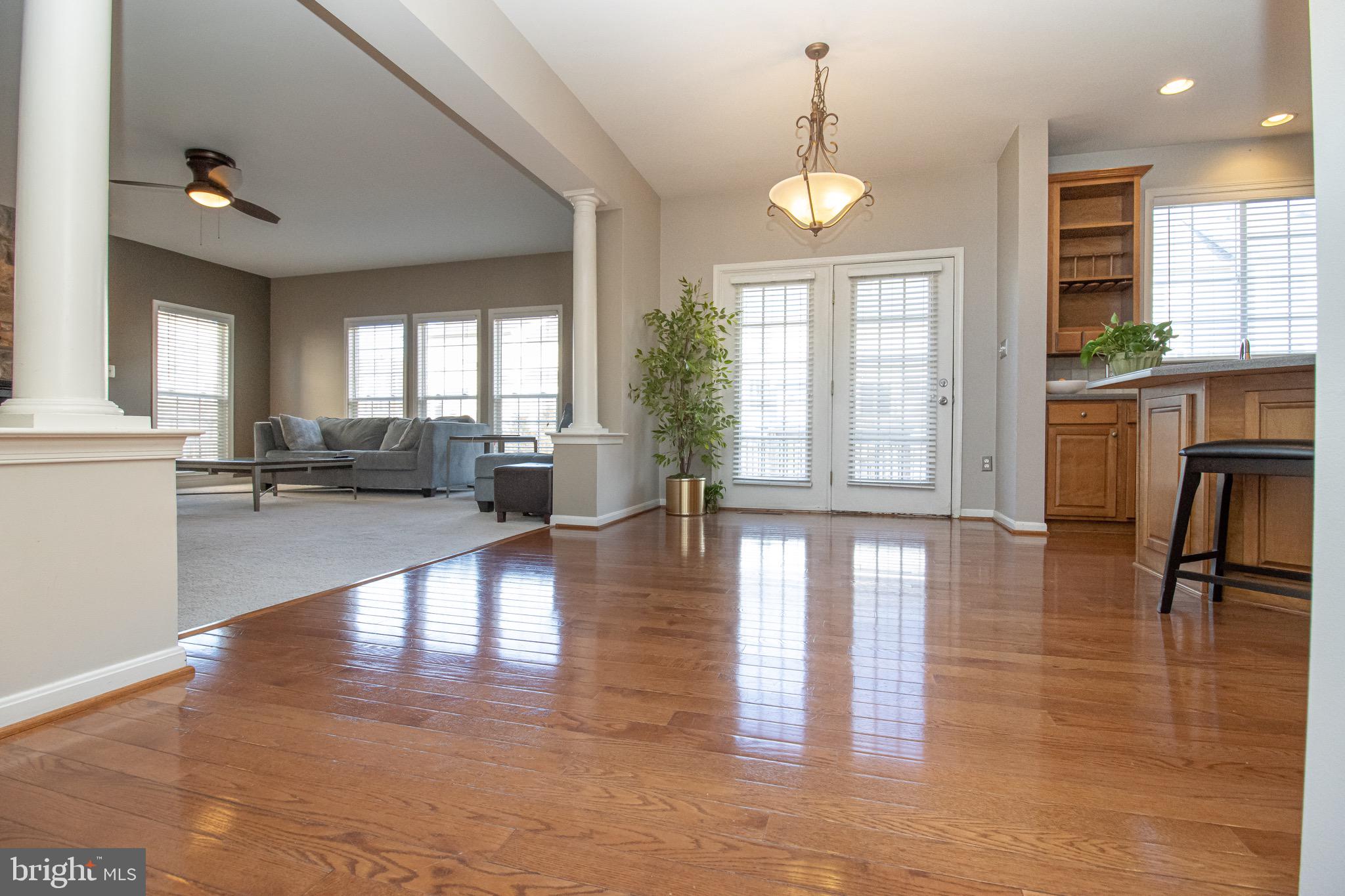 44399 Apache Circle Ashburn, VA 20147 - Photo 11 of 48