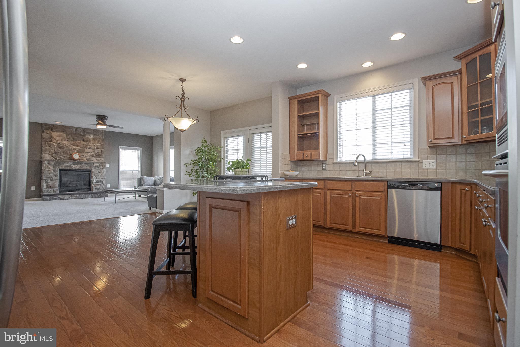 44399 Apache Circle Ashburn, VA 20147 - Photo 12 of 48