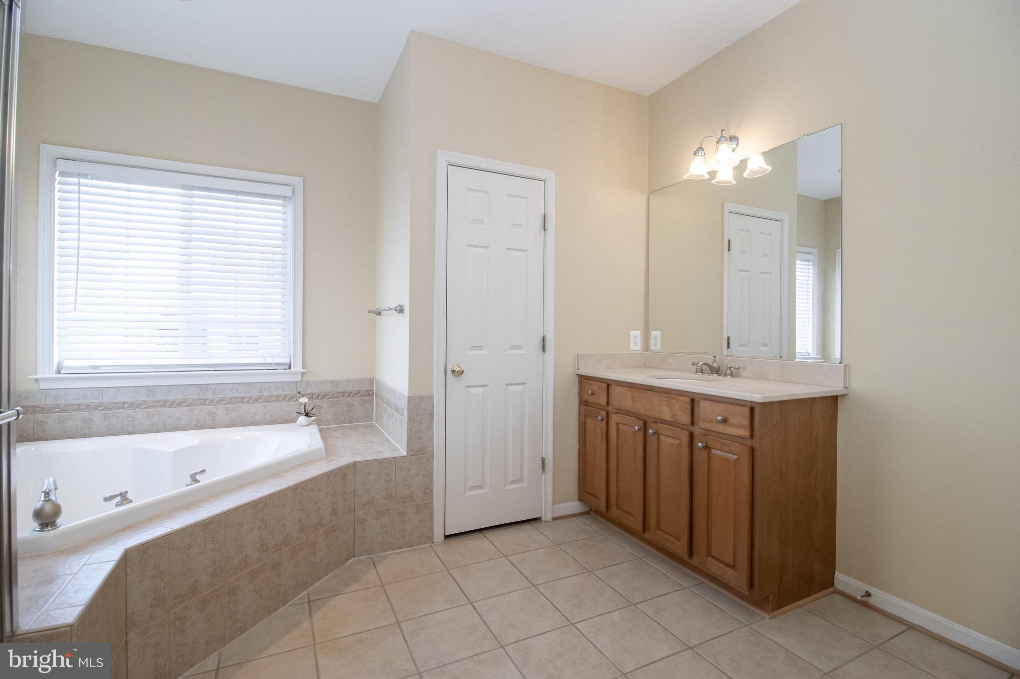 44399 Apache Circle Ashburn, VA 20147 - Photo 29 of 48