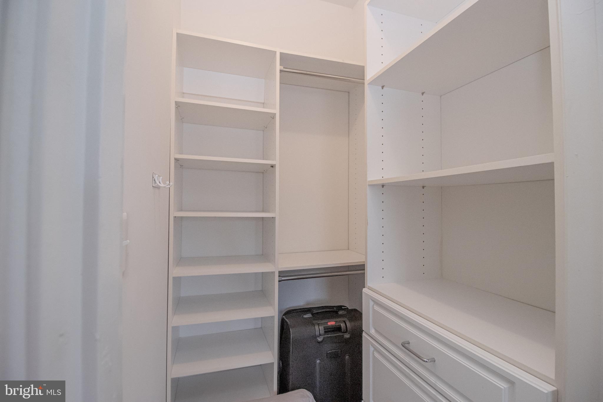 44399 Apache Circle Ashburn, VA 20147 - Photo 32 of 48