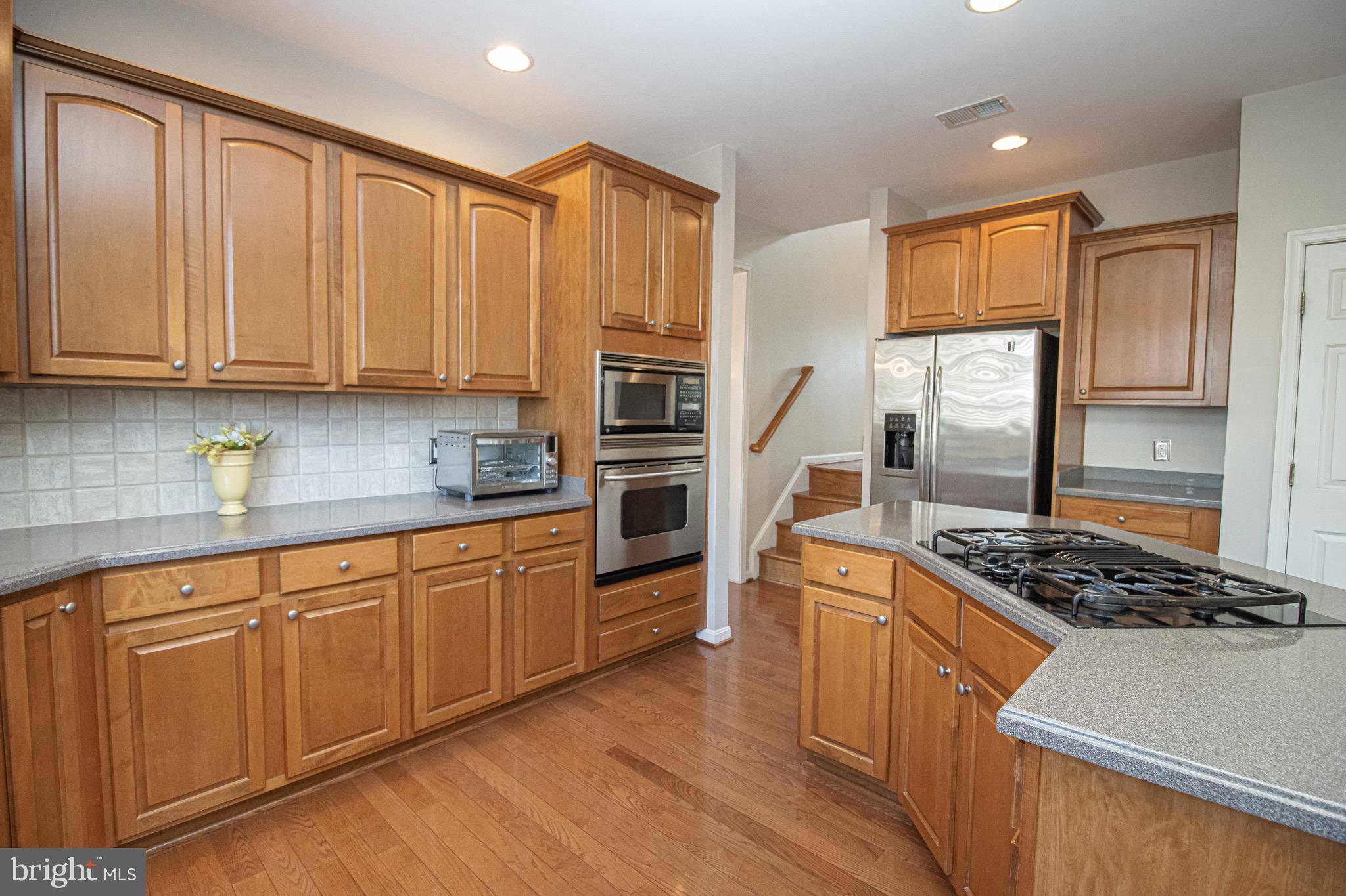 44399 Apache Circle Ashburn, VA 20147 - Photo 6 of 48