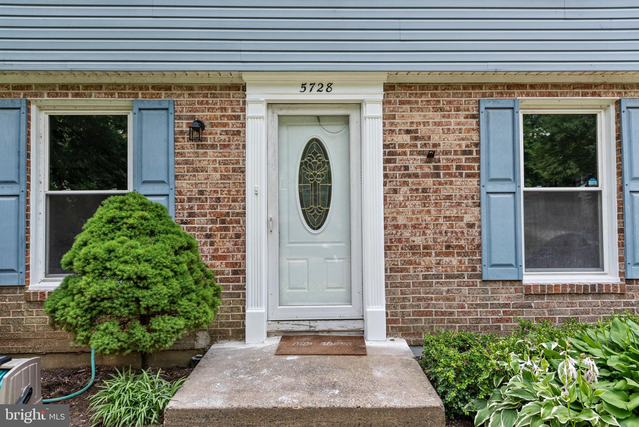 5728 Heming Avenue Springfield, VA 22151 - Photo 2 of 46