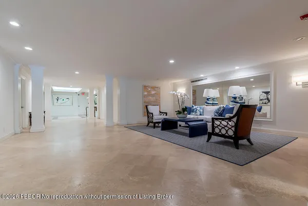 $8,600 | 250 Bradley Place, Unit 202, Palm Beach, FL 33480