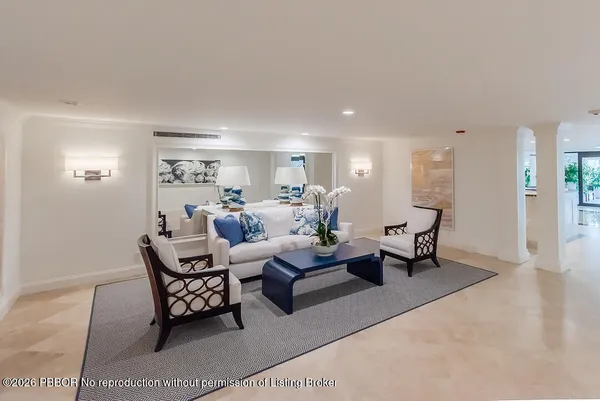 $8,600 | 250 Bradley Place, Unit 202, Palm Beach, FL 33480
