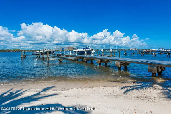 $8,600 | 250 Bradley Place, Unit 202, Palm Beach, FL 33480