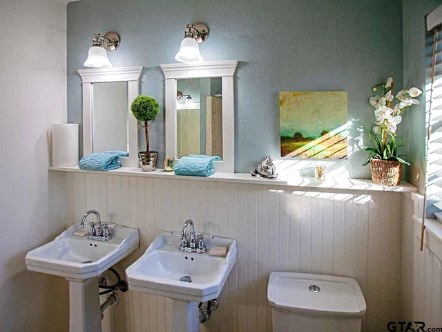 $219,900 | 1525 East Idel Street, Tyler, TX 75701