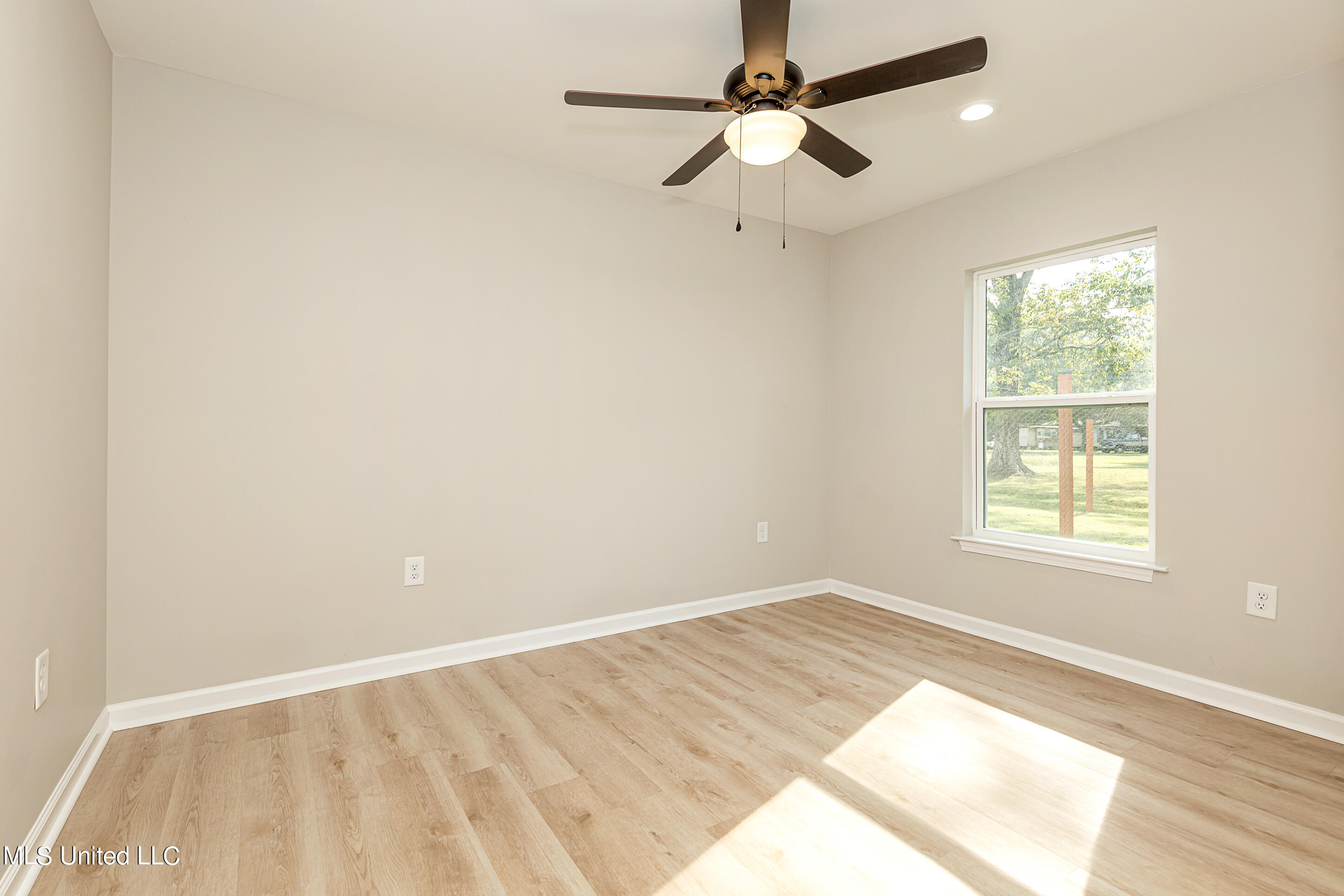 3100 Sam Kirkwood Road Moss Point, MS 39562 - Photo 31 of 54 IMG_7897