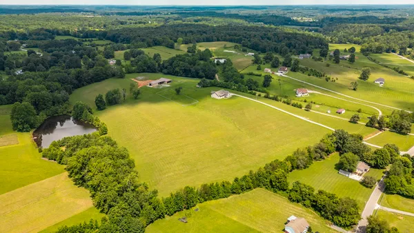 $1,400,000 | 1629 Rock Bridge Road, Bethpage, TN 37022