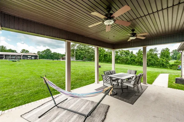 $1,400,000 | 1629 Rock Bridge Road, Bethpage, TN 37022