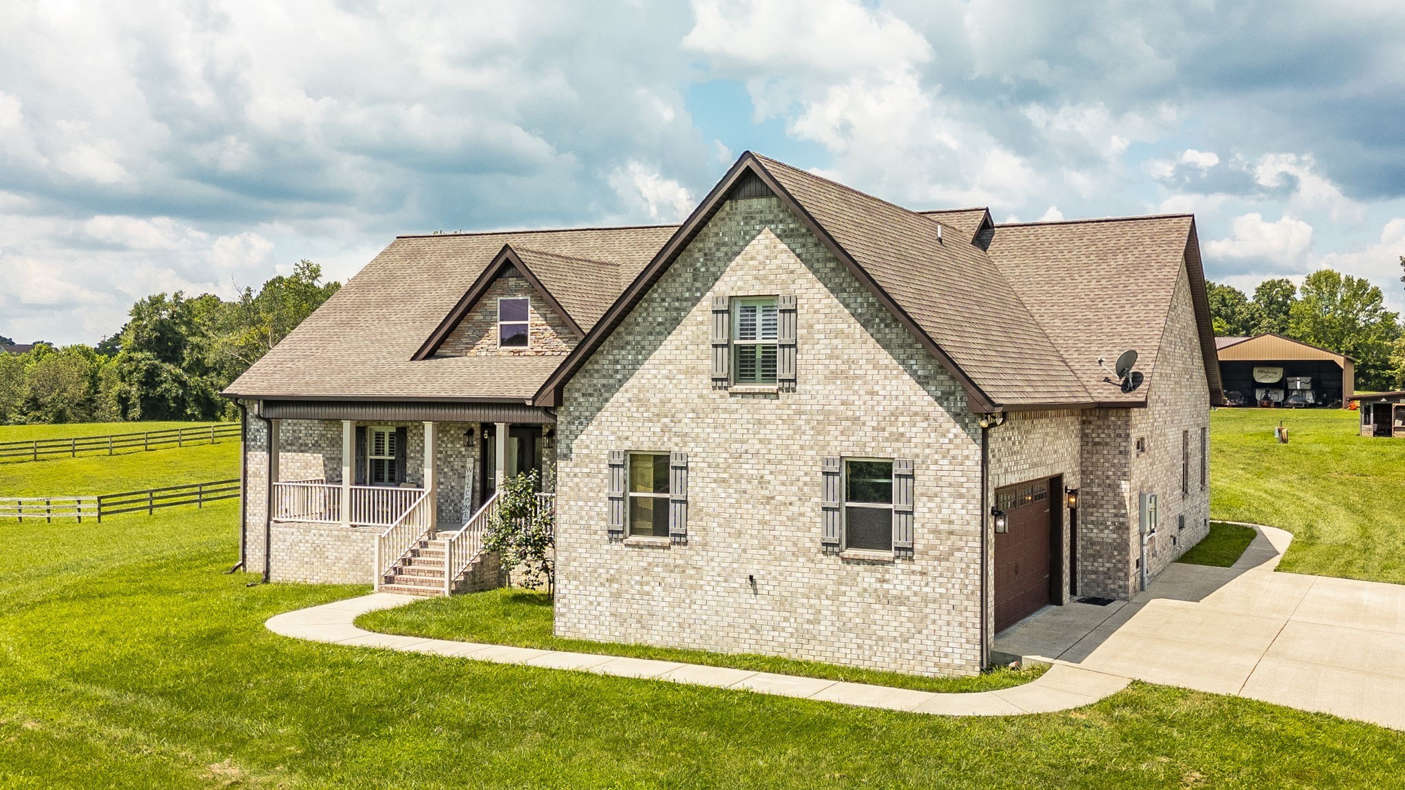 1629 Rock Bridge Road Bethpage, TN 37022 - Photo 2 of 94