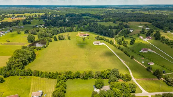 $1,400,000 | 1629 Rock Bridge Road, Bethpage, TN 37022
