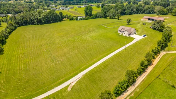 $1,400,000 | 1629 Rock Bridge Road, Bethpage, TN 37022