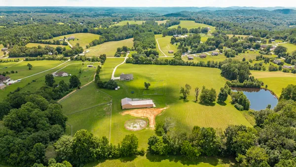 $1,400,000 | 1629 Rock Bridge Road, Bethpage, TN 37022