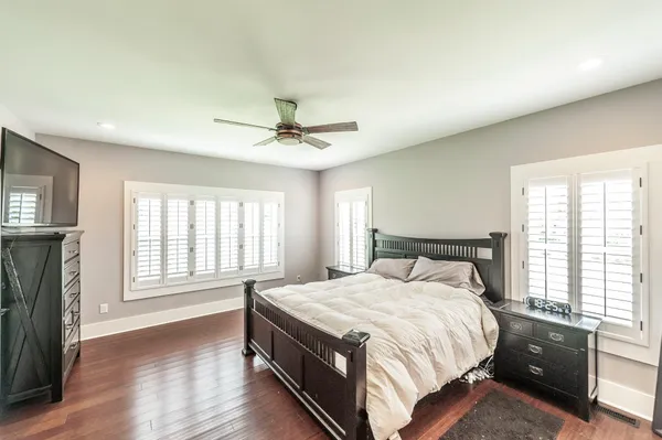 $1,400,000 | 1629 Rock Bridge Road, Bethpage, TN 37022