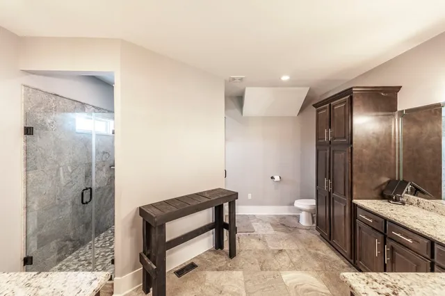 $1,450,000 | 1629 Rock Bridge Road, Bethpage, TN 37022