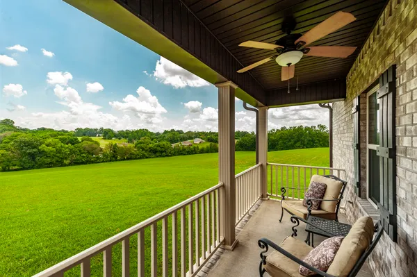 $1,400,000 | 1629 Rock Bridge Road, Bethpage, TN 37022