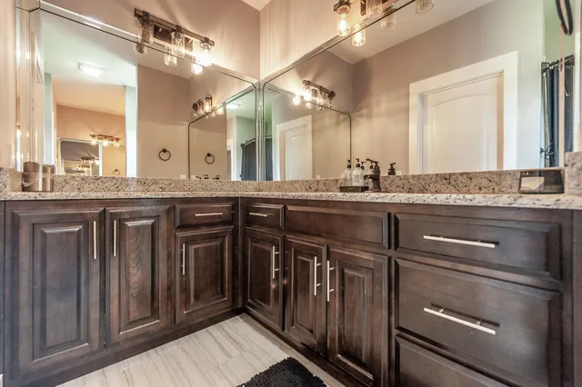 $1,450,000 | 1629 Rock Bridge Road, Bethpage, TN 37022