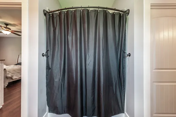 $1,400,000 | 1629 Rock Bridge Road, Bethpage, TN 37022