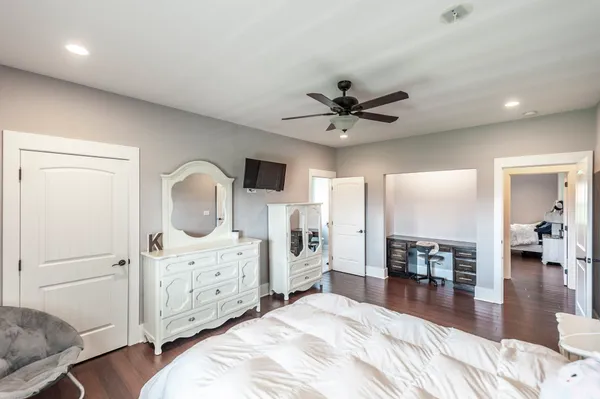 $1,400,000 | 1629 Rock Bridge Road, Bethpage, TN 37022