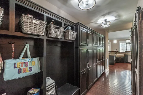 $1,400,000 | 1629 Rock Bridge Road, Bethpage, TN 37022