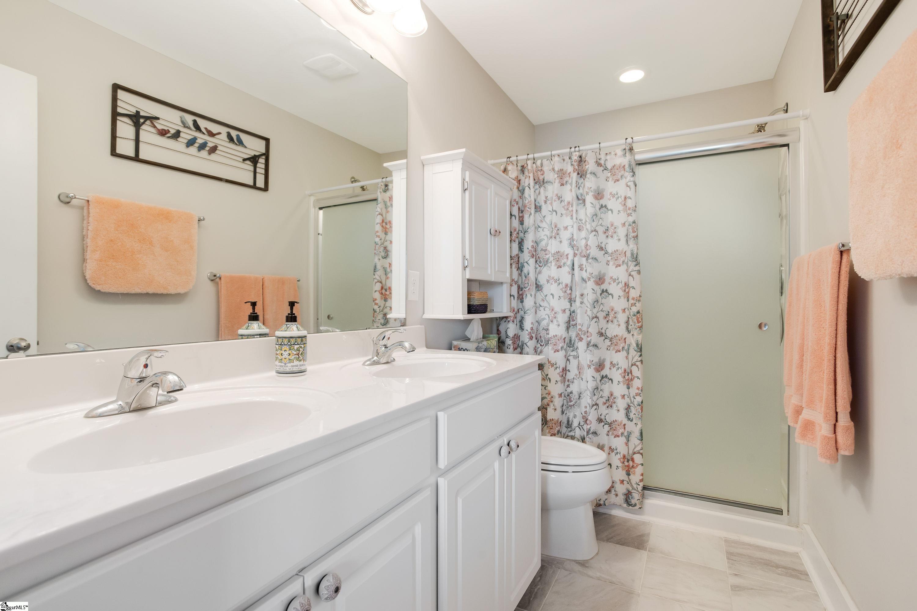 424 Meritage Street Greer, SC 29651 - Photo 18 of 27 Gallery Image 18