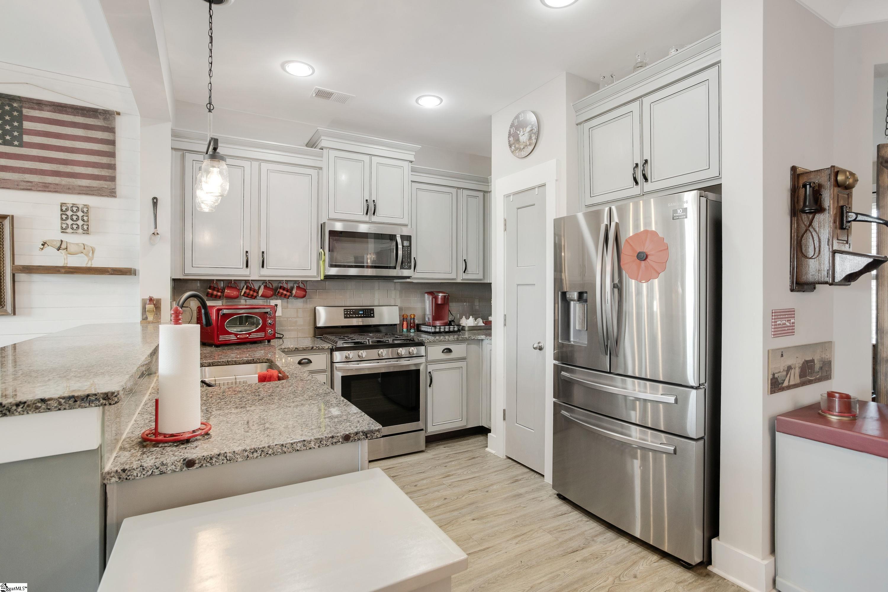 424 Meritage Street Greer, SC 29651 - Photo 9 of 27 Gallery Image 9