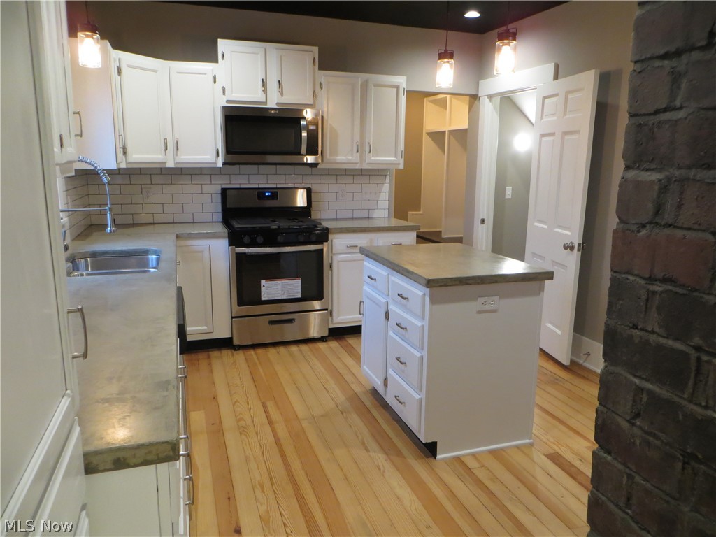 1102 Terrace Avenue Northwest Canton, OH 44708 - Photo 8 of 25 Gallery Image 8