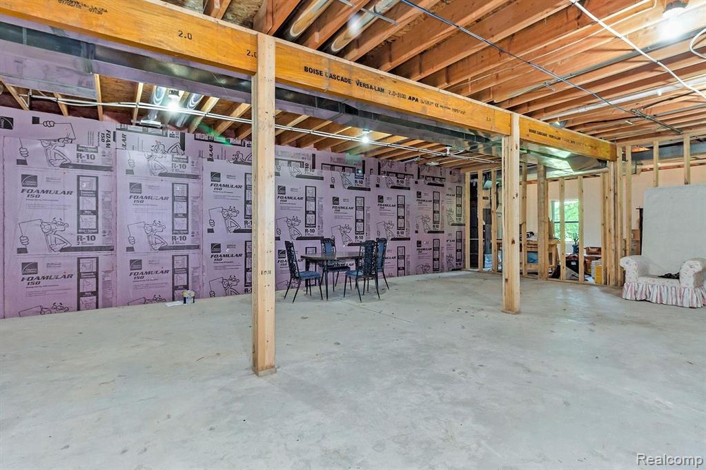 5150 Reds Way Howell, MI 48855 - Photo 14 of 29