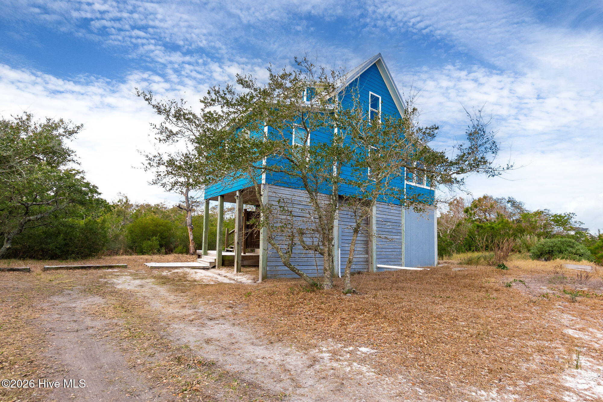 105 Sandy Landing Road Cedar Island, NC 28520 - Photo 32 of 46 Side View