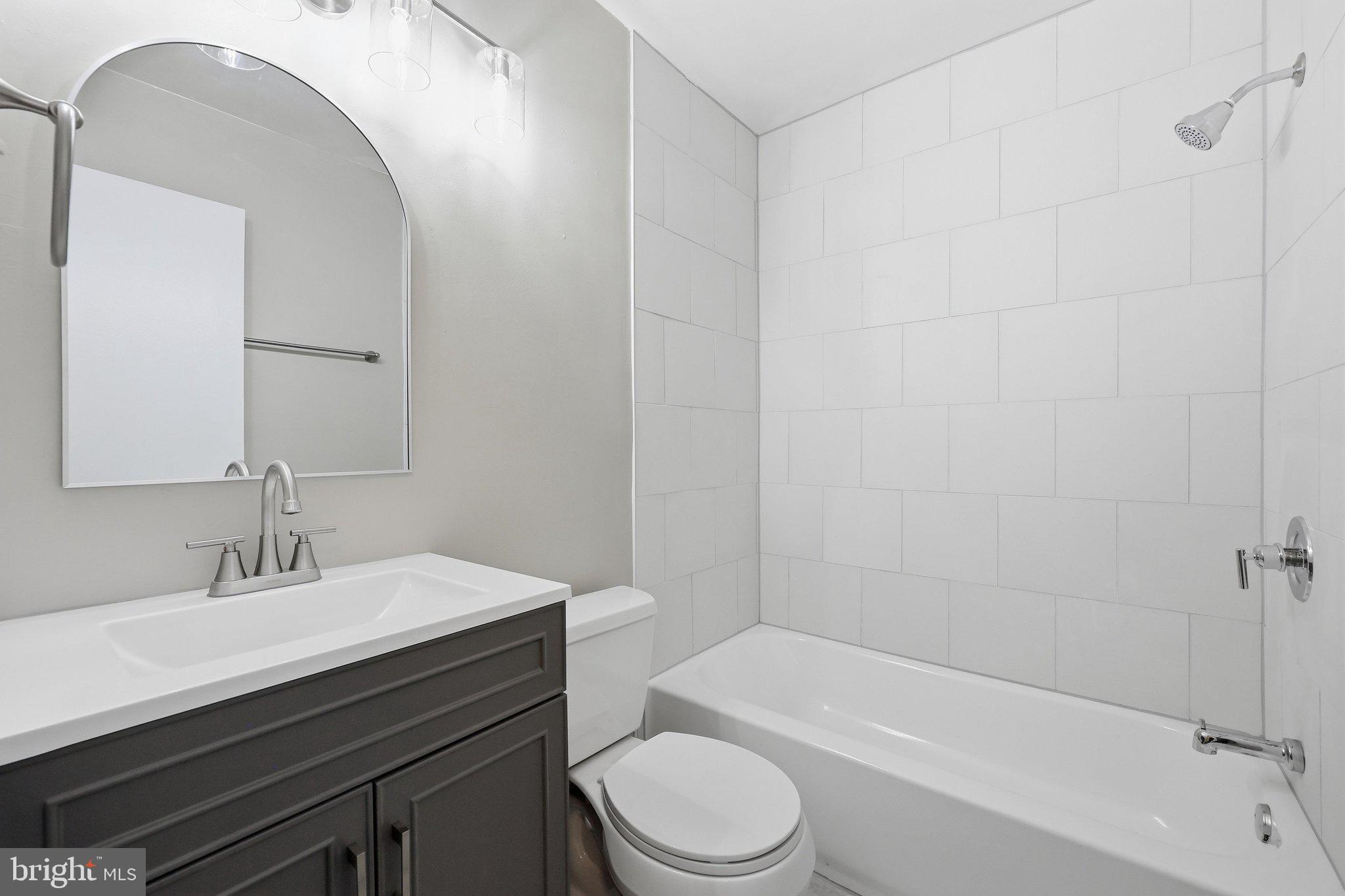 8215 Virginia Lane Frederick, MD 21704 - Photo 30 of 51 Hall Bath