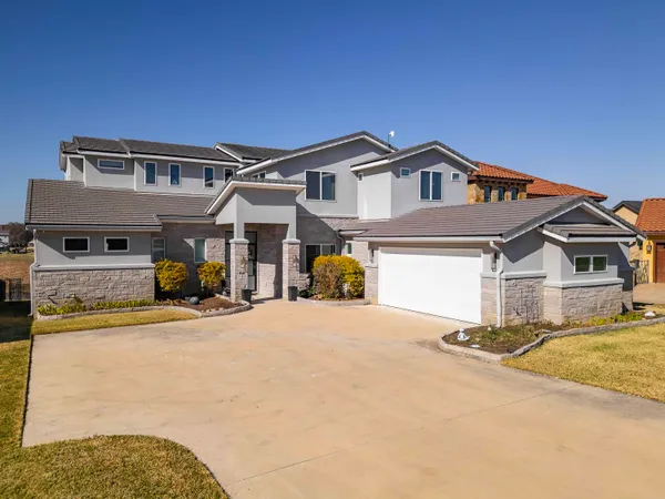 $3,000,000 | 106 Blue Heron Drive, Kingsland, TX 78639