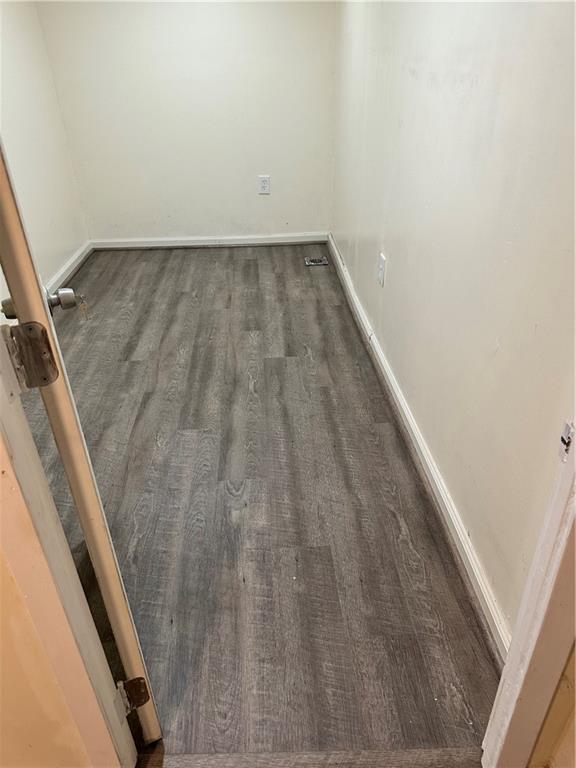 43 Linden Street Brooklyn, NY 11221 - Photo 9 of 24 3rd floor bedroom